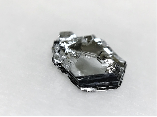 p-type MoS2 crystals P型二硫化钼晶体